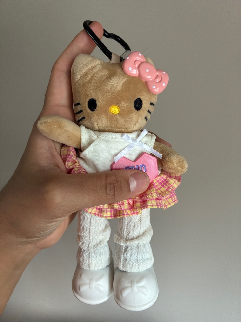 Hello Kitty Fashion Diva Plush Keychain Bag Charm - Picture 2 of 3